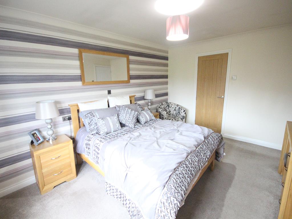 4 bedroom house For Sale in Fence, Burnley - IMG_1048.jpg